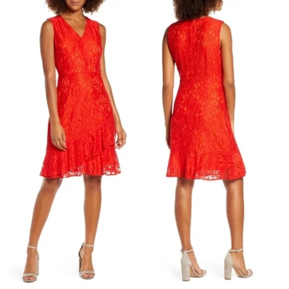 Sam Edelman Dresses & Skirts - Sam Edelman Ruffled Sleeveless party Lace Dress